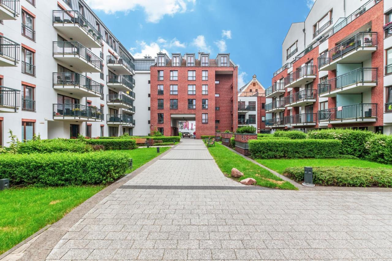 Szafarnia Marina & City Center By Downtown Apartments Gdansk Exterior photo